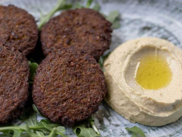 HOTSIDE - Falafel with Hummus