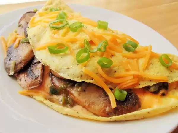 Mushrooms and CheeseOmelette